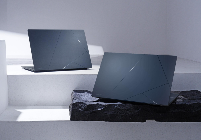 Laptop OLED có bền không? Tư vấn laptop OLED bền bỉ, đáng mua 2025